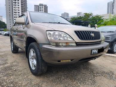 Toyota Harrier in Bukit Jambul, PNG