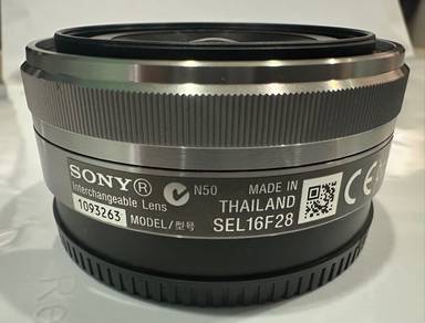 Sony E 16mm f/2.8 Pancake Lens (SEL16F28)