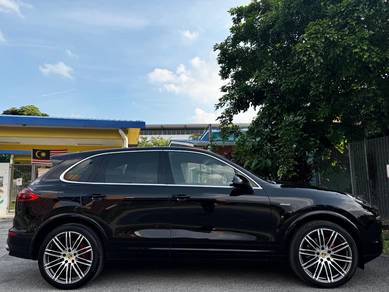 Porsche Cayenne Diesel DIESEL in Saujana Utama, SGR