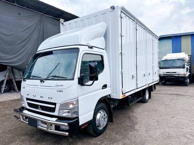 Mitsubishi Fuso FE85PG 2019 17ft Box PHE Tail Lift