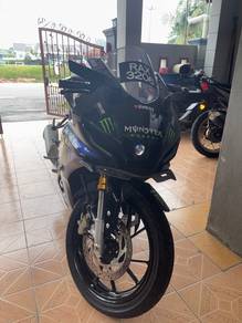 Yamaha R15
