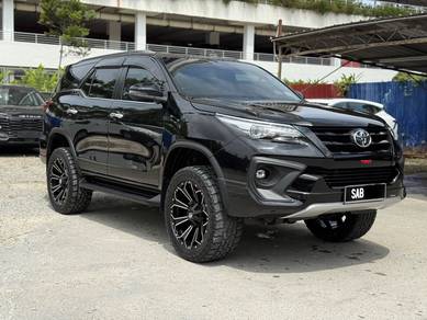 Toyota Fortuner VRZ 4X4 in Kota Kinabalu, SBH