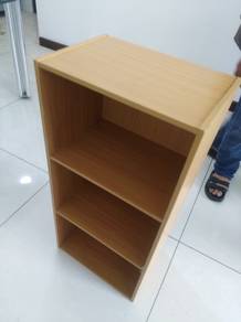 3 Level Maple Cabinet TA150