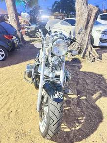 BMW R 18