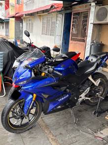 Yamaha R15