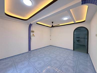 Semi-Detached House For Sale in Kluang,JHR