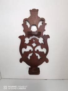 Stand keris rak keris tapak keris holder