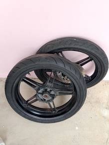 Tayar dan Rim Motor Yamaha Y15