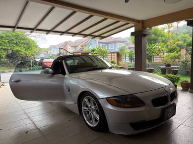 BMW Z4 coupe (CBU) in Subang Jaya, SGR