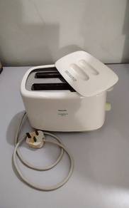 Bread toaster