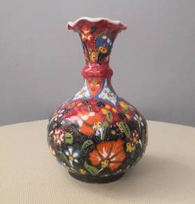 Hand made porcelain vase