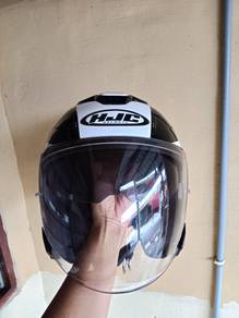 HJC i30
