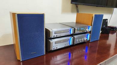 Panasonic SC-HD53 Mini Hi-Fi System 