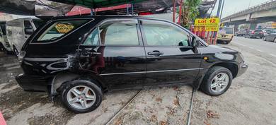 Toyota Harrier 300G in Old Klang Road, KUL