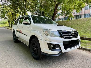2015 Toyota Hilux G TRD SPORTIVO