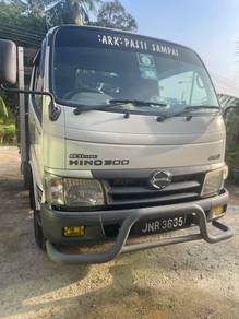 HINO 300 TURBO,KARGO 10KAKI