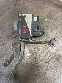 Nissan Skyline gtt r34 abs pump