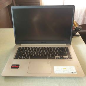 Asus A510U with some Gifts