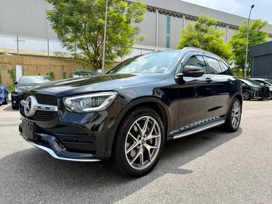 Mercedes Benz GLC300 300 4MATIC AMG LINE in Glenmarie, SGR