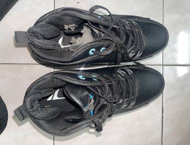 used shoes