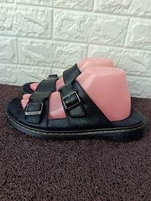Uk8 Dr. Martens Nikolai Slip On Sandal