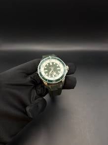NEW BREITLING Superocean Automatic 44 Green
