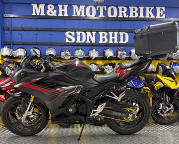 Honda CBR150R