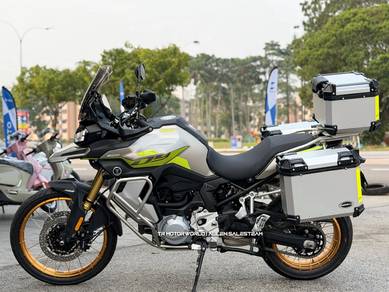 Voge DS900X