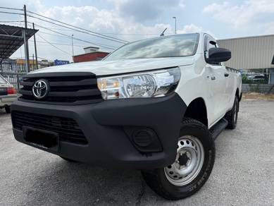 Toyota Hilux SINGLE CAB in Telok Panglima Garang, SGR