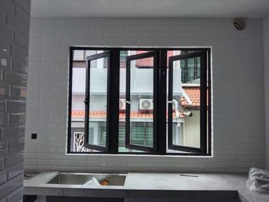 Tingkap Casement Multi Point Dapur Aluminum & kace