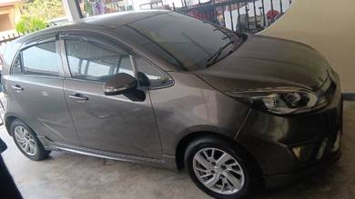 Proton Iriz STANDARD in Seremban, NSN