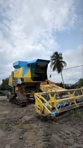 Mesin Padi NEW HOLLAND 8060 Untuk Dijual