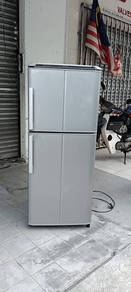 Sanyo fridge refrigerator peti ais peti sejuk 2d