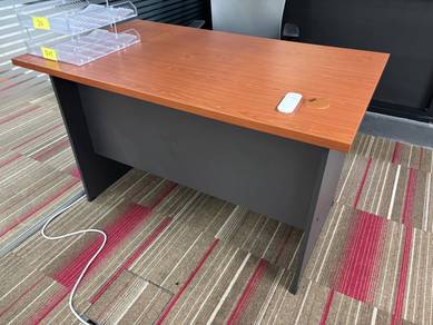 Office Desk Table with drawers 4 feet