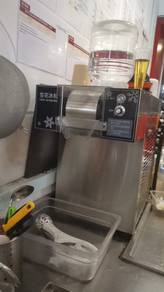 Brand New Snowflake Ice Machine ZB-XBJ120F