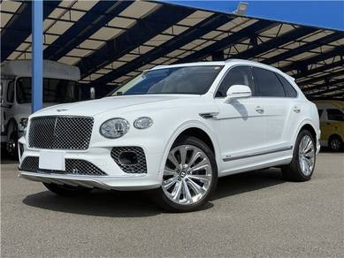 Bentley Bentayga AZURE in Klang, SGR