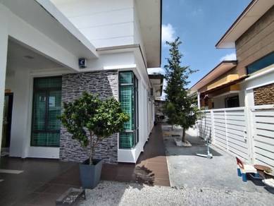 Bungalow House For Sale in Paya Rumput,MLK