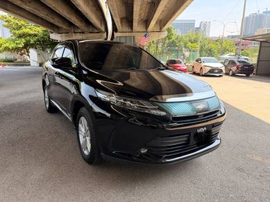 Toyota Harrier LUXURY in Chan Sow Lin, KUL