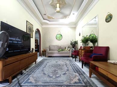 1.5-storey Terraced House For Sale in Keramat,KUL