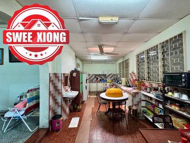 Semi-Detached House For Sale in Jelutong,PNG