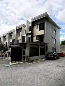 3-storey Terraced House For Sale in Ampang,SGR