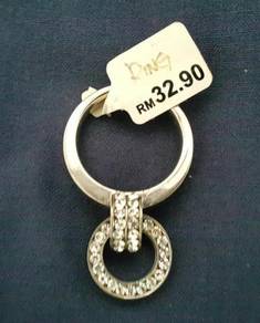 Ladies female woman Ring jewelry jewellery