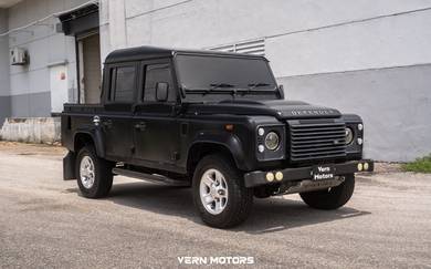 Land Rover Defender 110 DOUBLE CAB in Pandan Jaya, KUL