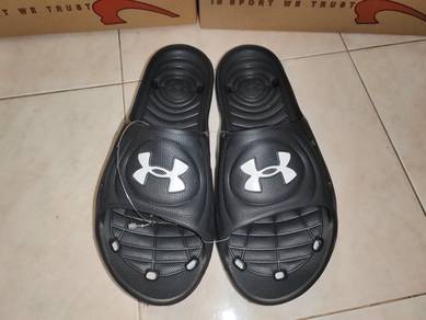 ITEM BARU_Sandal UNISEX Under Armour size 8uk_9us