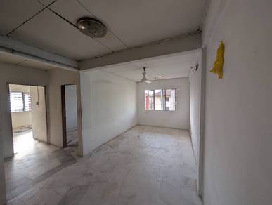 Flat For Sale in Flat PKNS Seksyen 7 Shah Alam