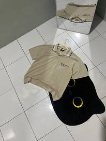 Half polo button