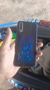 vivo s1