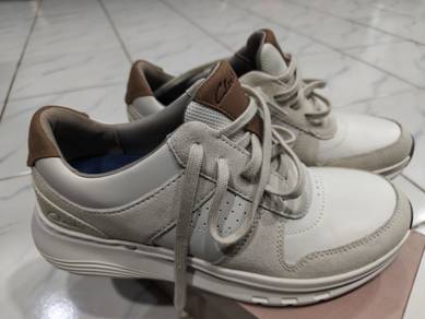 Kasut Clarks Motion Collection