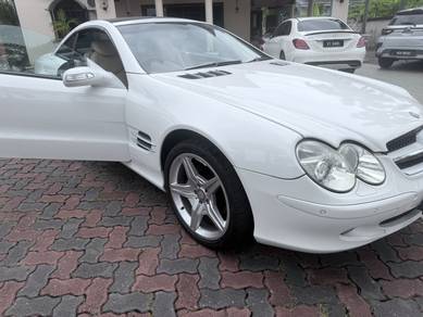 Mercedes Benz SL350 350 (CBU) in KL City, KUL