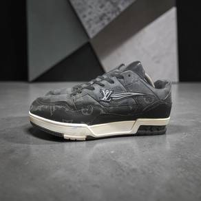 louis vuitton LV trainer black